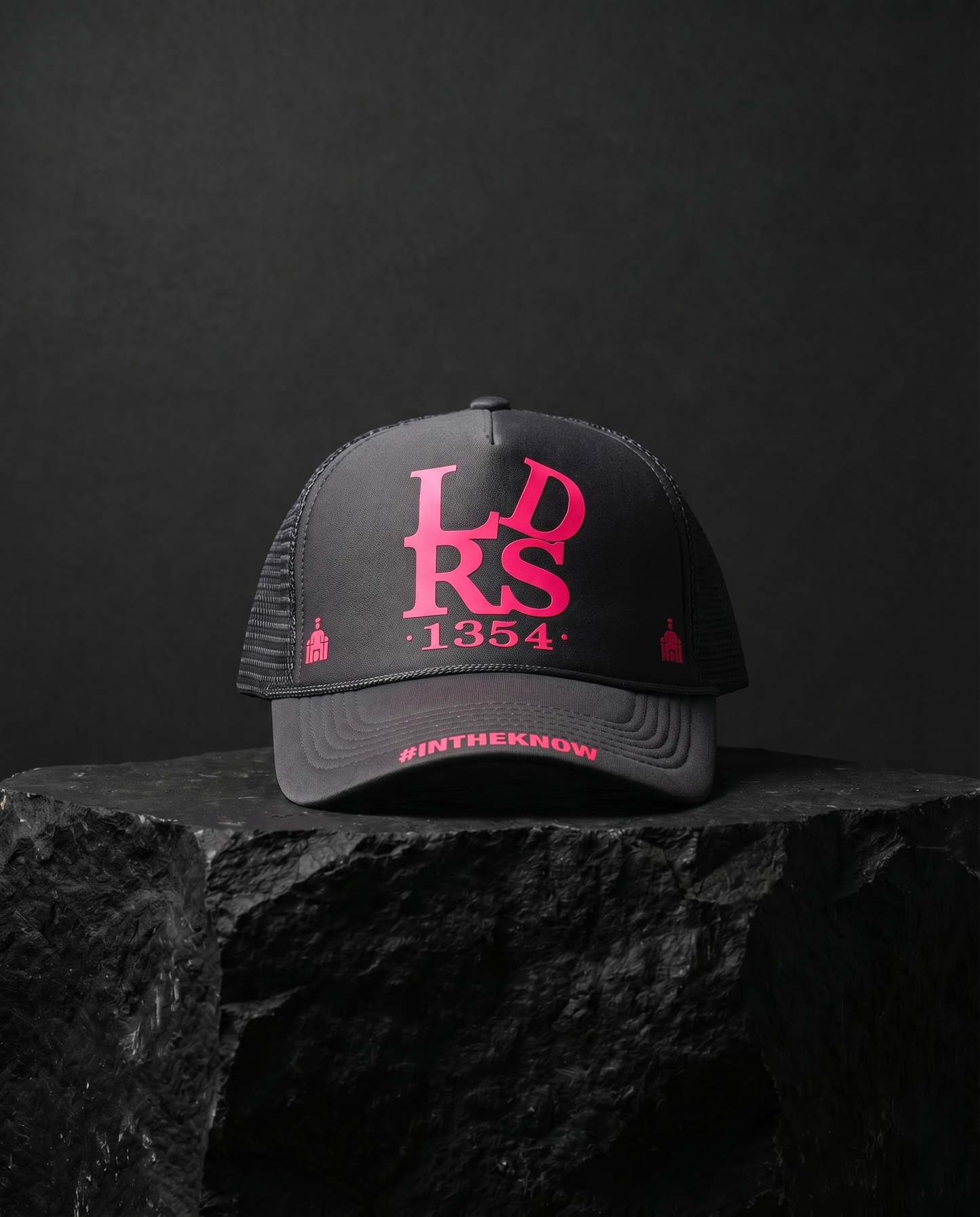 Leaders 1354 Trucker — Neon Monolith